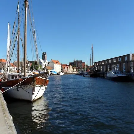 Hafen - Alter Holzhafen - Abc5 *